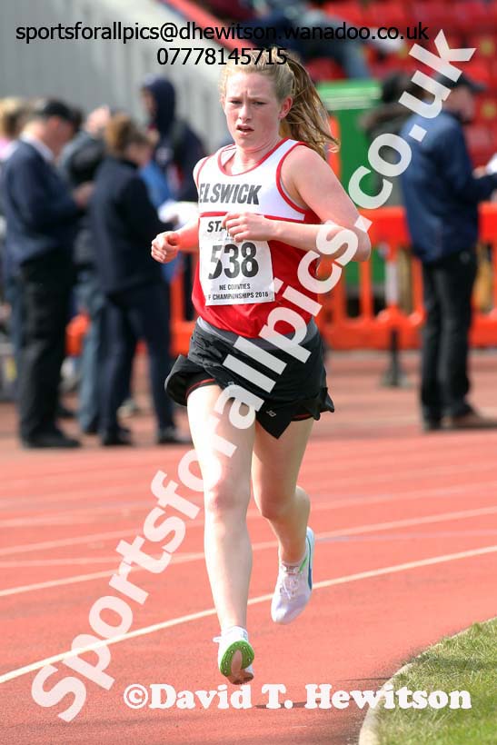 Womens under-17s 3000 metres, North Eastern Track and Field Champs, Gateshead Stadium. Photo: David T. Hewitson/Sports for All Pics
